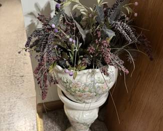 2 pc floral cottage core planter ceramic floor stand