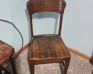 Vintage Wood Side Chair - excellent condition