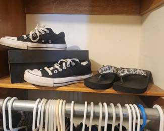 Women's Converse and Flip Flops