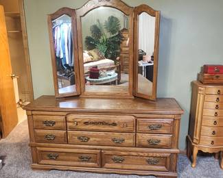 Long Boy 8- Drawer Dresser - Excellent Condition