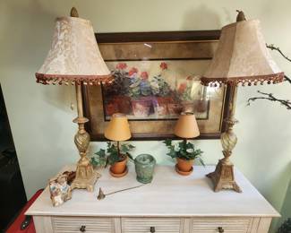 Another very nice set of lamps and more framed wall art