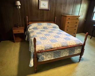 Full size bed with mattress 