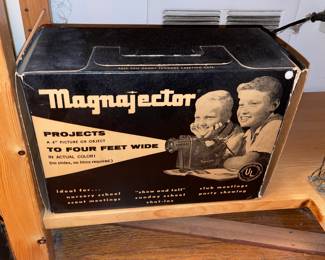 Magnajector Projector W/ Box