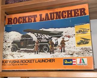 INCREDIBLE Collection Of Model Kits Spanning Many Decades & Brands Such As Matchbox (Mostly Military Related W/ Some Still SEALED!)