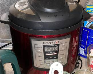 Instant Pot Kitchen Appliance