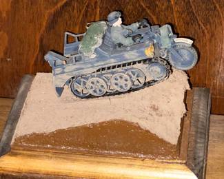 INCREDIBLE Collection Of Pre-Built Model Kits (Mostly Military Themed) W/ Unbelievable Detail!