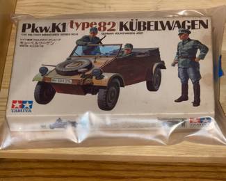 INCREDIBLE Collection Of Model Kits Spanning Many Decades & Brands Such As Matchbox (Mostly Military Related W/ Some Still SEALED!)