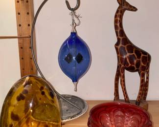 Art Glass Egg & Carved Wooden Giraffe