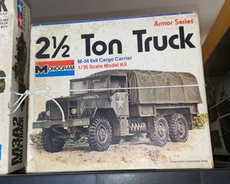 INCREDIBLE Collection Of Model Kits Spanning Many Decades & Brands Such As Matchbox (Mostly Military Related W/ Some Still SEALED!)