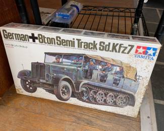 INCREDIBLE Collection Of Model Kits Spanning Many Decades & Brands Such As Matchbox (Mostly Military Related W/ Some Still SEALED!)