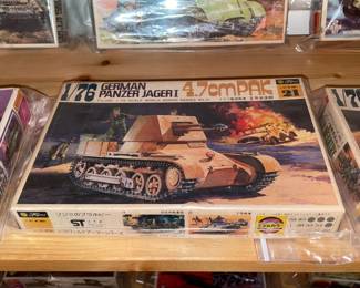 INCREDIBLE Collection Of Model Kits Spanning Many Decades & Brands Such As Matchbox (Mostly Military Related W/ Some Still SEALED!)