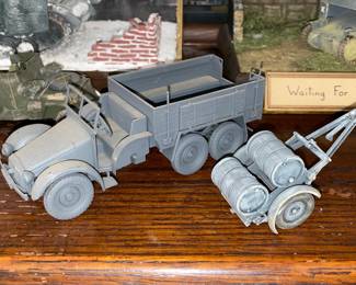 INCREDIBLE Collection Of Pre-Built Model Kits (Mostly Military Themed) W/ Unbelievable Detail!