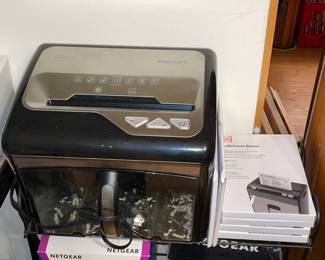 Shredder W/ Lubricant Sheet