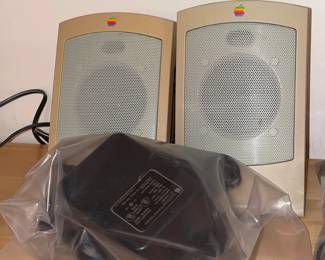 Vintage AppleDesign Powered Speakers (1990s)