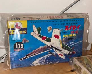 INCREDIBLE Collection Of Model Kits Spanning Many Decades & Brands Such As Matchbox (Mostly Military Related W/ Some Still SEALED!)
