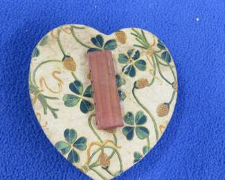 Lot 130. Toy paper accordion that does produce one tone