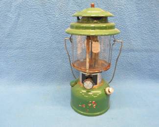 Lot 233. 1982 Coleman double-mantle Model 220K lantern