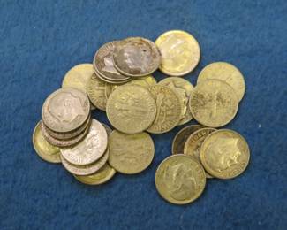 Lot 101. 26 Silver Roosevelt Dimes