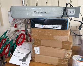 Power XL food strage sealer with bags