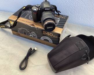 Nikon D40 Digital Camera