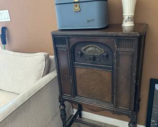 Atwater Kent Super Keterodyne Radio