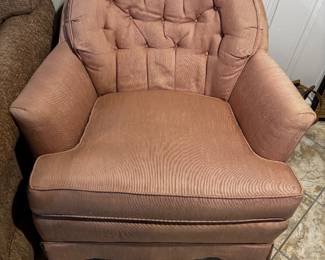 Drexel Heritage swivel chair