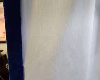 Back/lining of curtains