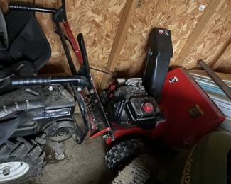 MTD Yard Machines 5122 Two-Stage Snow Blower with Craftsman 5 HP Engine