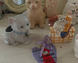 Assorted Ceramic Cat Figurines, including Lenox and Beswick styles