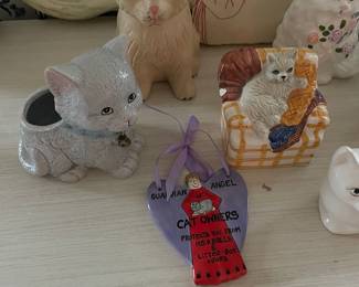 Assorted Ceramic Cat Figurines, including Lenox and Beswick styles