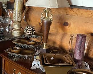 Party lite pieces and Southern living pieces. All priced to sell