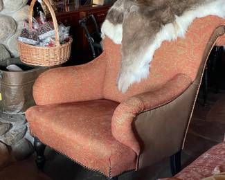 CheQuers Aspen Chair with leather and Fur Vintage Fur throw