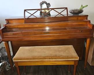 Gulbransen upright piano