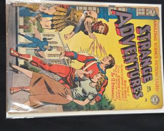 Lot #125 - Vintage DC Comics Strange Adventures No. 19 - 1952 Captain Comet Golden Age Sci-Fi Comics