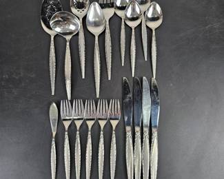 Lot #110 - Oneida Community "Venetia" Stainless Steel Flatware Set - Vintage Silverware with Decorative Handles