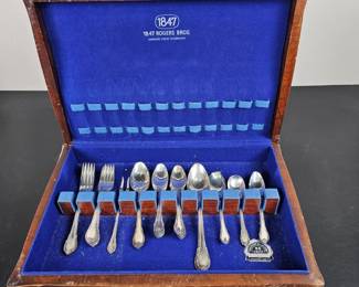 Lot #176 - International Silver Roger Bros "Remembrance" 1948 Silverplate Flatware Set in Original Storage Chest