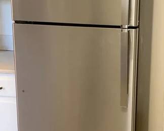 GE Fridge