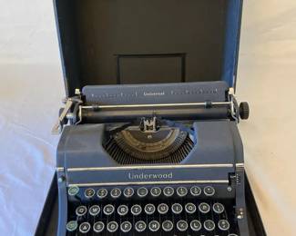 Vintage Underwood Typewriter