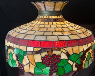 Tiffany Style Stained Glass Lamp