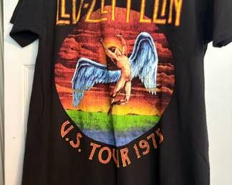 . . . Led Zeppelin vintage concert shirt
