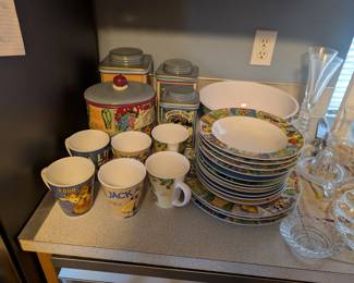 Waldorf Apple / Country dishware and canisters