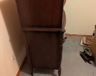 Side of antique dresser (broken leg)