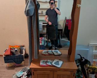 Entryway cabinet/coatrack