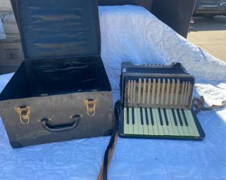 Hohner Student II Accordion With Case