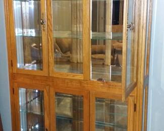 Another pic of oak curio cab.