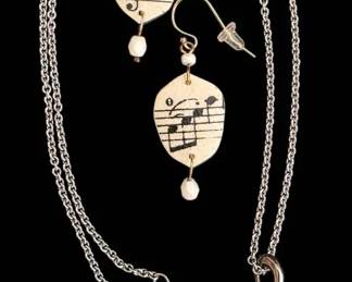 Retired James Avery Sterling Silver Treble Clef Pendant And Necklace