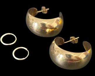 Elegant 14K Yellow Gold Hoop Earring Collection  Two Pair