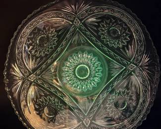 vintage Imperial Glass serving plate in the "Hobstar" pattern