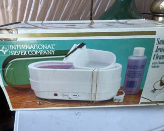 International Silver Jewelry Cleaner $12.00
