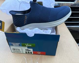 Sketchers Wide Fit 8.5 $8.00